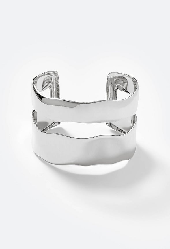 Rea Adjustable Smooth Metal Wave Effect Cuff Silver
