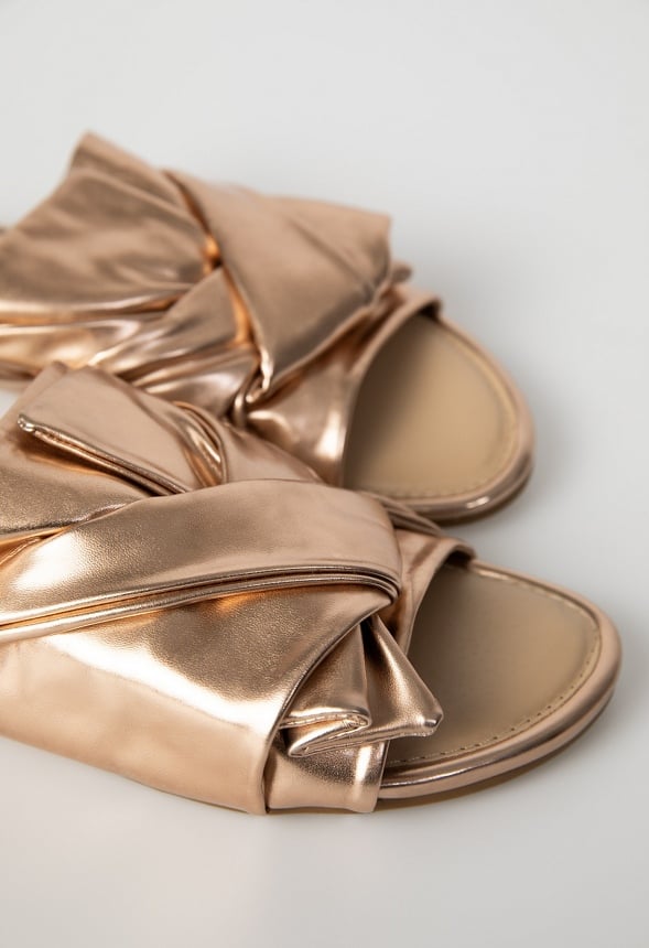 Zenda Bow Detail Slider Gold