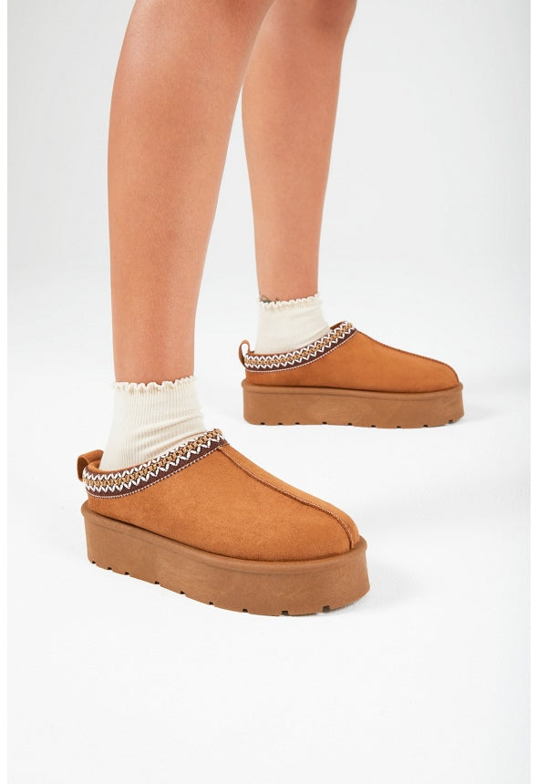 Manu Fuzzie Chestnut