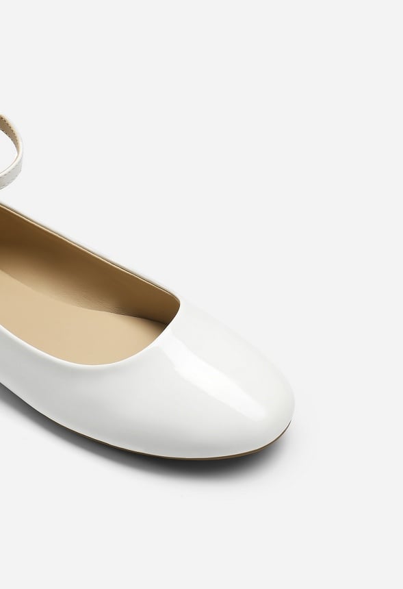 Comfortable Slip On Flats White