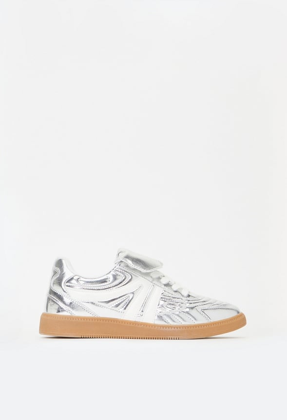 Wren Court Sneaker Silver/ White